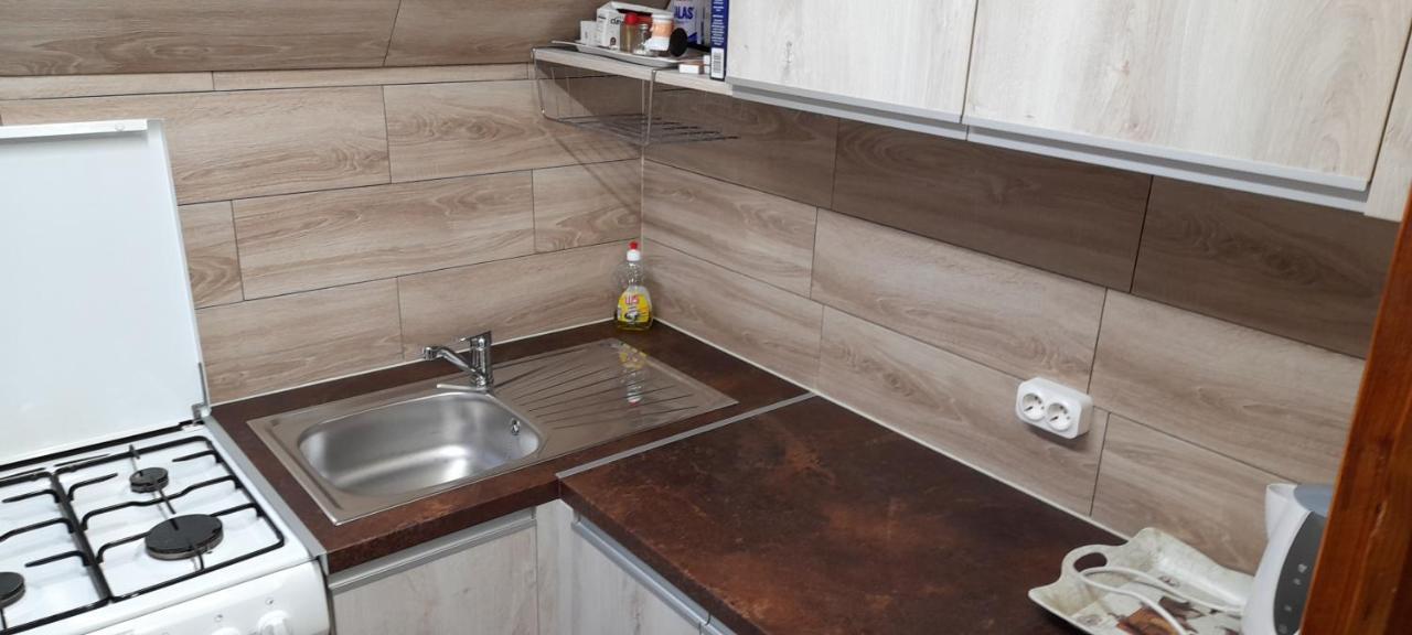 Keri Apartman Mosonmagyaróvár 外观 照片