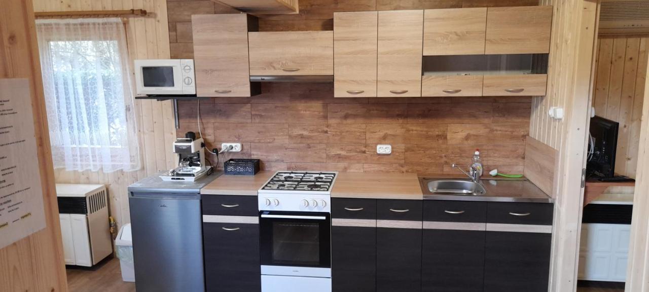 Keri Apartman Mosonmagyaróvár 外观 照片