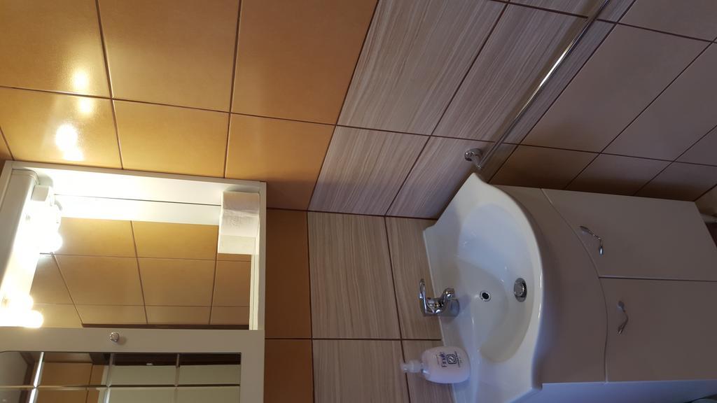 Keri Apartman Mosonmagyaróvár 客房 照片